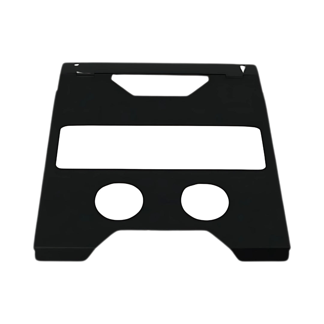 Schwarze Abdeckung für ein Bedienpanel mit einem rechteckigen Ausschnitt in der Mitte und zwei runden Ausschnitten unten. Die Abdeckung ist für das Zubehör eines MIG-Schweißgeräts konzipiert.